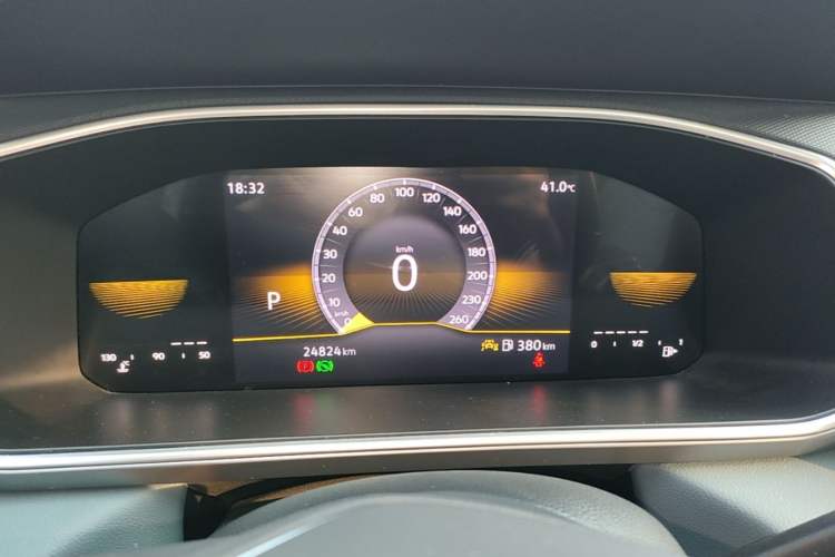 Used Volkswagen Tharu 2023 300TSI Two-Wheel-Drive Moonlight Edition Instrument Cluster