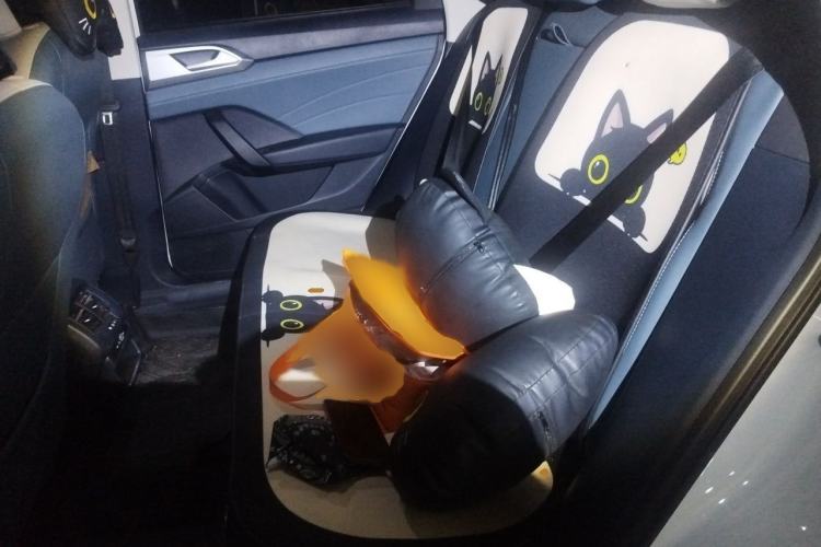 Used Volkswagen Tharu 2023 300TSI Two-Wheel-Drive Moonlight Edition Interior 4