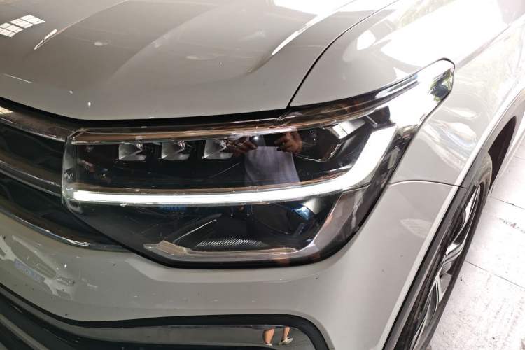 Used Volkswagen Tharu 2023 300TSI Two-Wheel-Drive Full Moon Edition Left Front Headlight