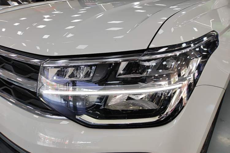 Used Volkswagen Tharu 2023 300TSI Two-Wheel-Drive Moonlight Edition Left Front Headlight