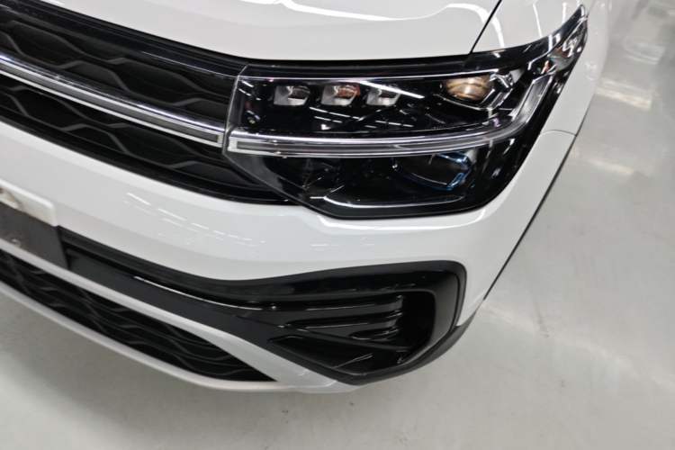 Used Volkswagen Tharu 2023 300TSI Two-Wheel-Drive Full Moon Edition Left Front Headlight