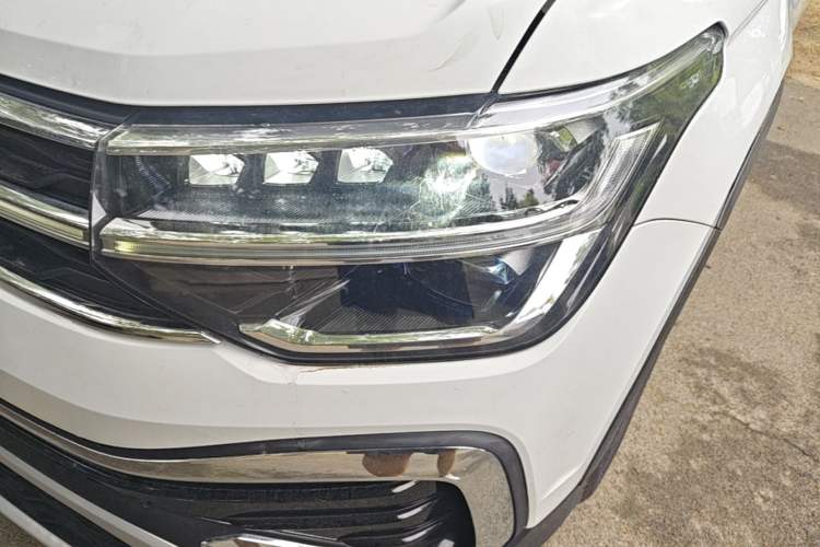 Used Volkswagen Tharu 2023 300TSI Two-Wheel-Drive Full Moon Edition Left Front Headlight