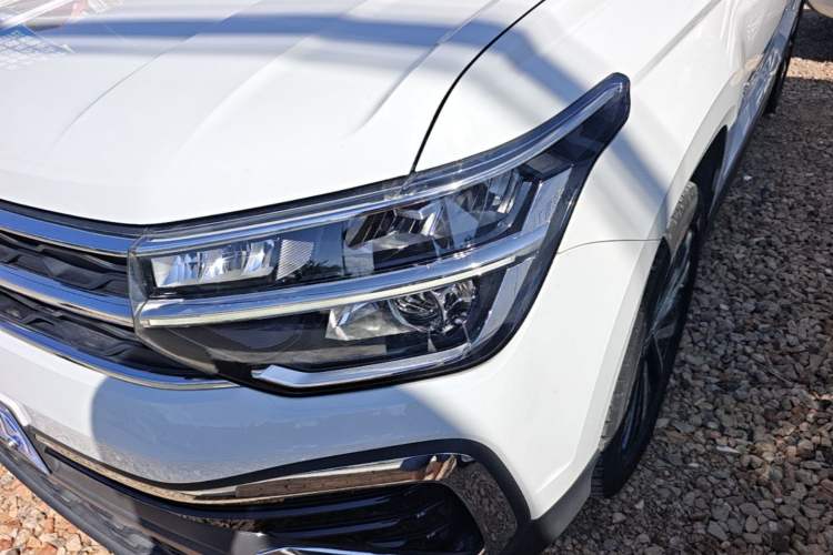 Used Volkswagen Tharu 2023 300TSI Two-Wheel-Drive Moonlight Edition Left Front Headlight