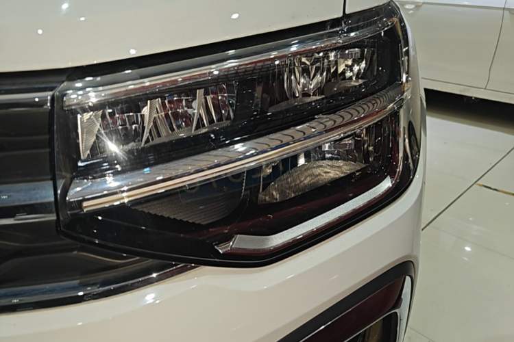 Used Volkswagen Tharu 2023 300TSI Two-Wheel-Drive Moonlight Edition Left Front Headlight