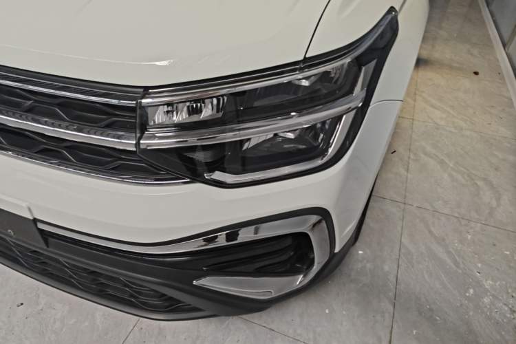 Used Volkswagen Tharu 2023 300TSI Two-Wheel-Drive Moonlight Edition Left Front Headlight