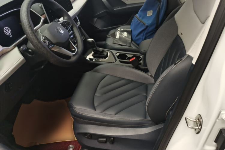 Used Volkswagen Tharu 2023 300TSI Two-Wheel-Drive Moonlight Edition Left Front Seat