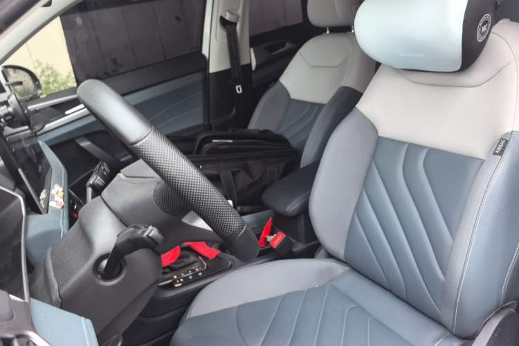 Used Volkswagen Tharu 2023 300TSI Two-Wheel-Drive Full Moon Edition Left Front Seat