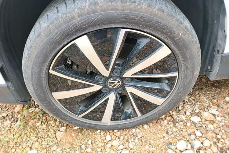 Used Volkswagen Tharu 2023 300TSI Two-Wheel-Drive Moonlight Edition Left Front Wheel Hub