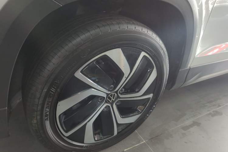 Used Volkswagen Tharu 2023 300TSI Two-Wheel-Drive Full Moon Edition Left Front Wheel Hub