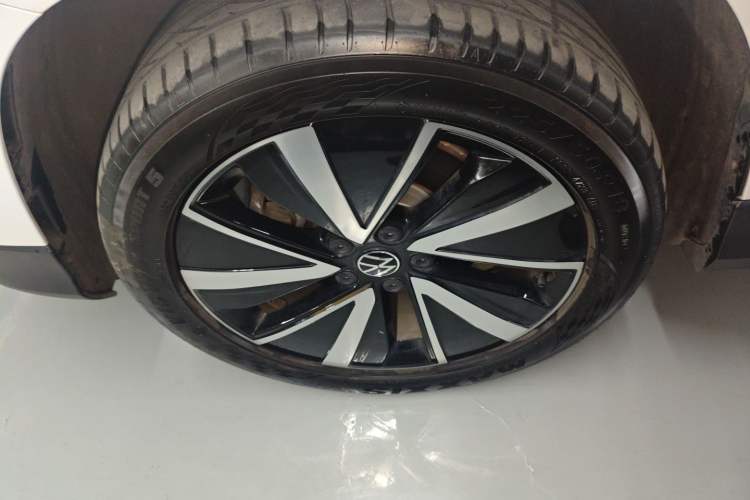 Used Volkswagen Tharu 2023 300TSI Two-Wheel-Drive Moonlight Edition Left Front Wheel Hub