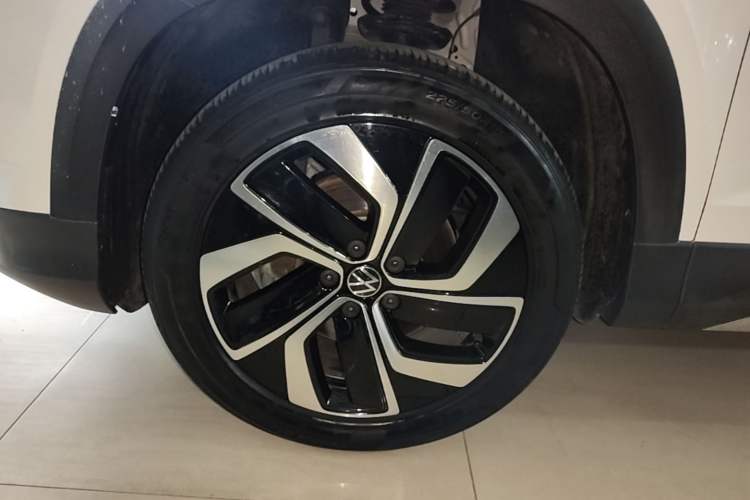 Used Volkswagen Tharu 2023 300TSI Two-Wheel-Drive Full Moon Edition Left Front Wheel Hub