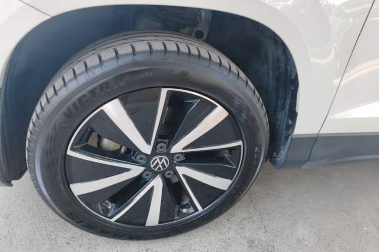 Used Volkswagen Tharu 2023 300TSI Two-Wheel-Drive Moonlight Edition Left Front Wheel Hub