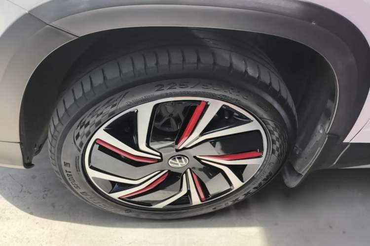 Used Volkswagen Tharu 2023 300TSI Two-Wheel-Drive Full Moon Edition Left Front Wheel Hub