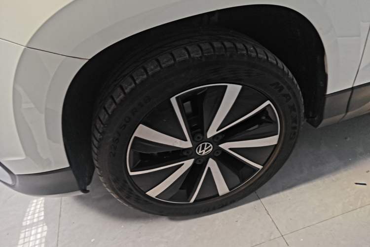 Used Volkswagen Tharu 2023 300TSI Two-Wheel-Drive Moonlight Edition Left Front Wheel Hub