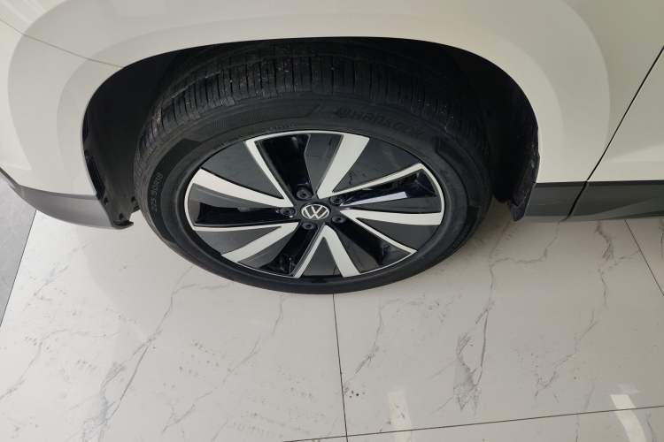 Used Volkswagen Tharu 2023 300TSI Two-Wheel-Drive Moonlight Edition Left Front Wheel Hub