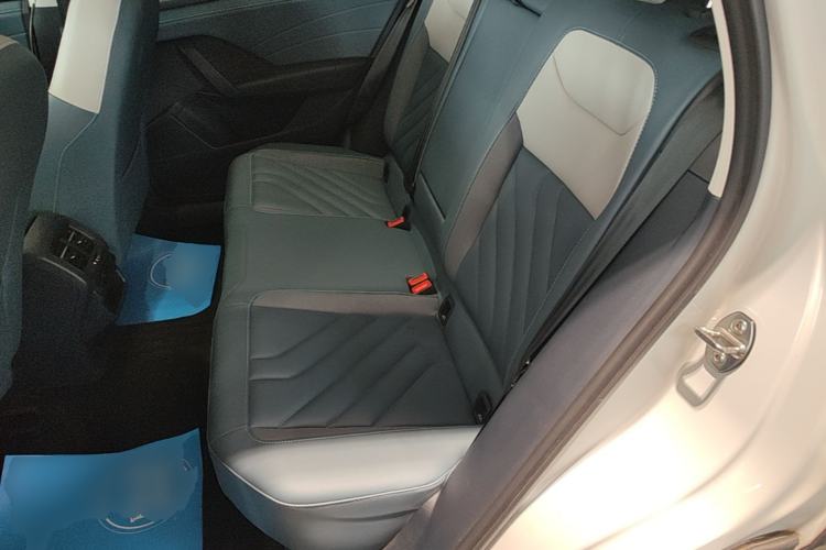 Used Volkswagen Tharu 2023 300TSI Two-Wheel-Drive Full Moon Edition Left Rear Seat