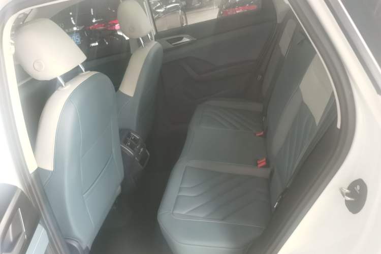 Used Volkswagen Tharu 2023 300TSI Two-Wheel-Drive Full Moon Edition Left Rear Seat