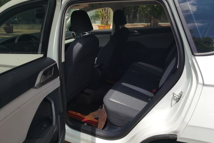Used Volkswagen Tharu 2023 300TSI Two-Wheel-Drive Crescent Edition Left Rear Seat