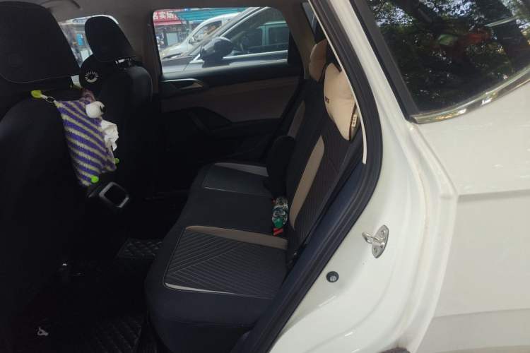 Used Volkswagen Tharu 2023 300TSI Two-Wheel-Drive Crescent Edition Left Rear Seat