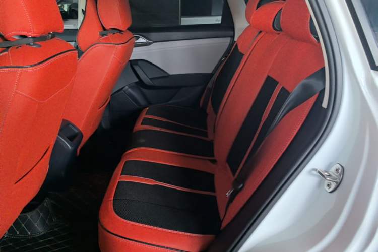 Used Volkswagen Tharu 2023 300TSI Two-Wheel-Drive Crescent Edition Left Rear Seat