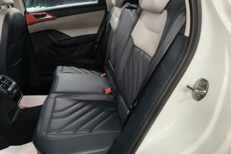 Used Volkswagen Tharu 2023 300TSI Two-Wheel-Drive Moon Luxury Edition Left Rear Seat