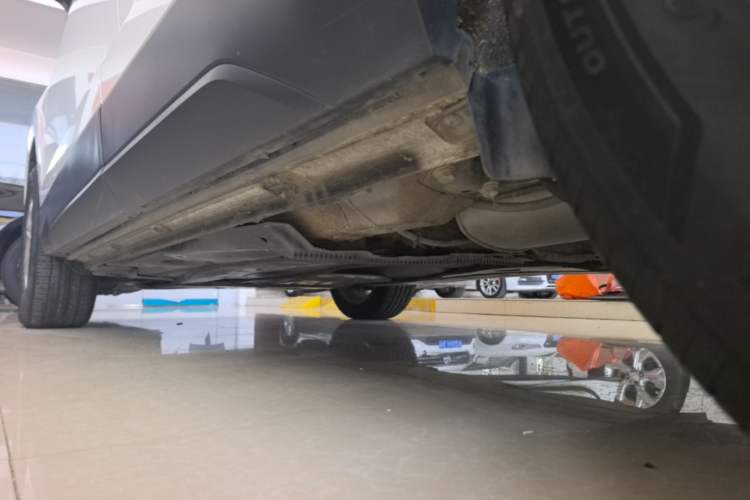 Used Volkswagen Tharu 2023 300TSI Two-Wheel-Drive Crescent Edition Left Side Sill