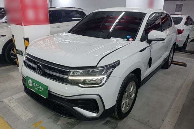 Volkswagen Tharu 2023 300TSI Two-Wheel-Drive Crescent Edition usado