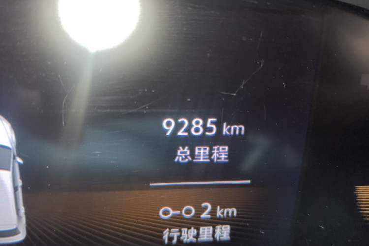 Used Volkswagen Tharu 2023 300TSI Two-Wheel-Drive Moonlight Edition Odometer Close Up
