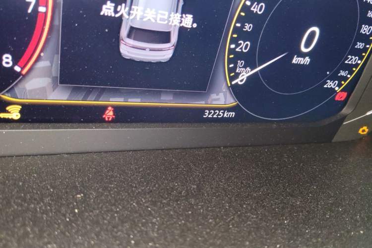 Used Volkswagen Tharu 2023 300TSI Two-Wheel-Drive Full Moon Edition Odometer Close Up