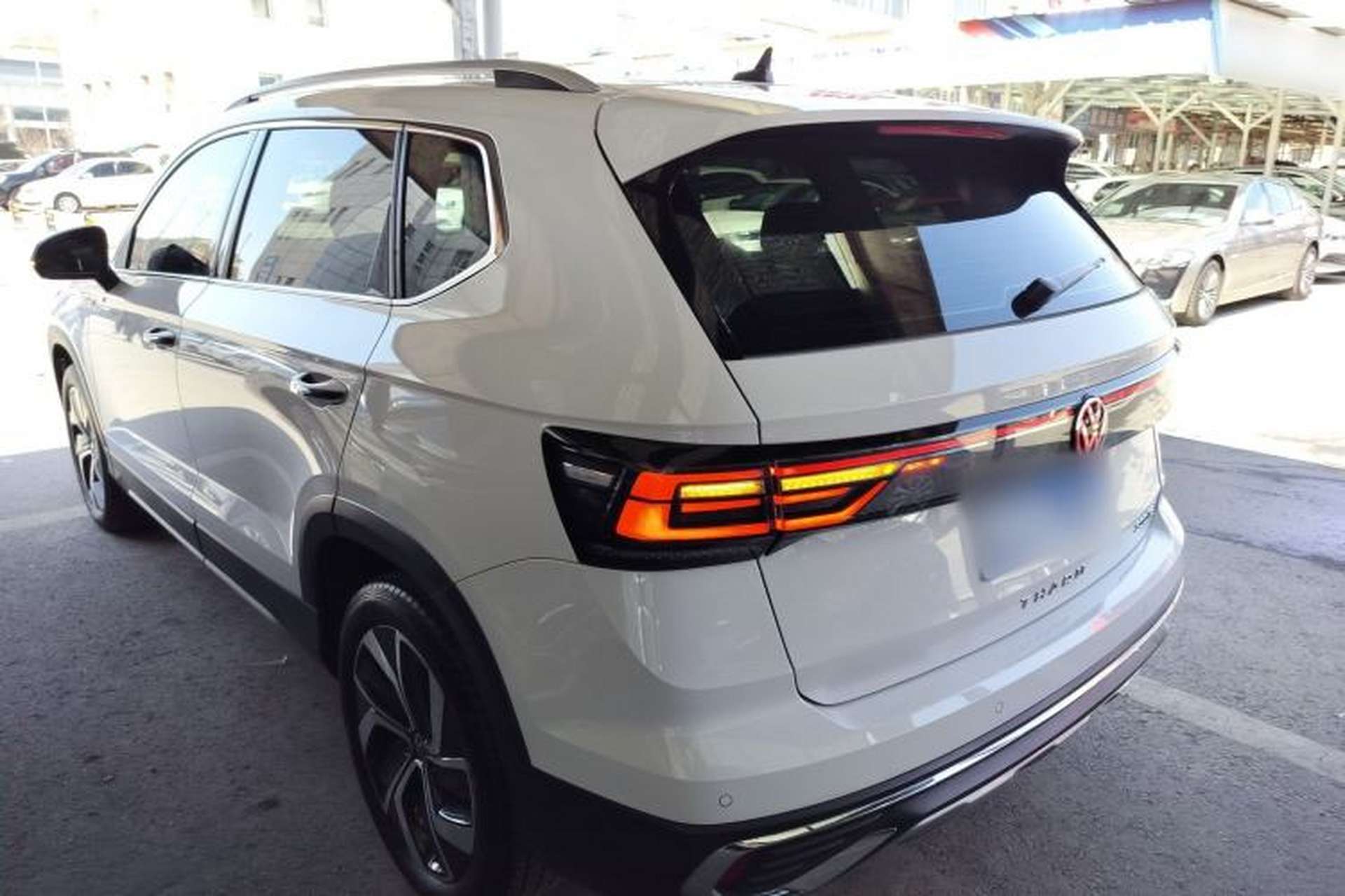 Used Volkswagen Tharu 2023 300TSI Two-Wheel-Drive Full Moon Edition Rear Left 45 Deg