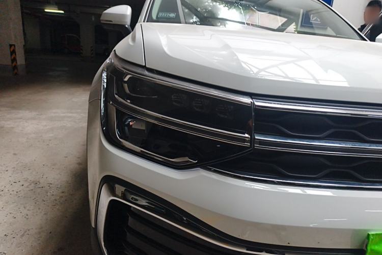 Used Volkswagen Tharu 2023 300TSI Two-Wheel-Drive Full Moon Edition Right Front Headlight