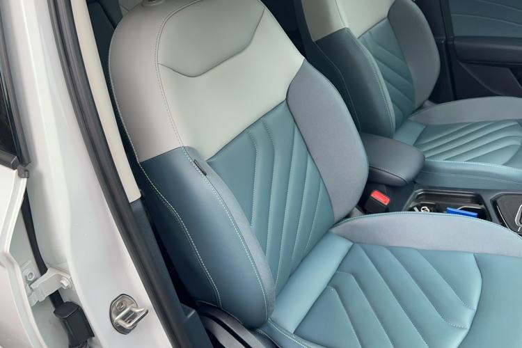 Used Volkswagen Tharu 2023 300TSI Two-Wheel-Drive Moonlight Edition
