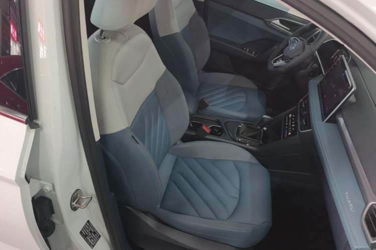 Used Volkswagen Tharu 2023 300TSI Two-Wheel-Drive Full Moon Edition Right Front Seat