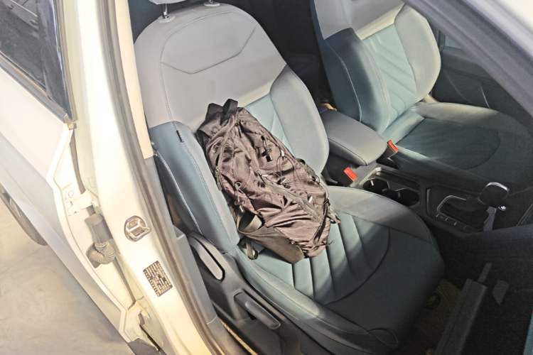 Used Volkswagen Tharu 2023 300TSI Two-Wheel-Drive Moonlight Edition Right Front Seat