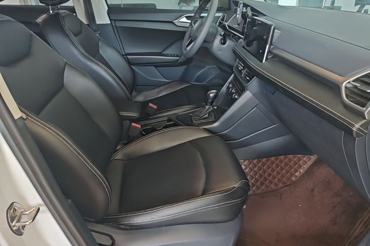 Used Volkswagen Tharu 2023 300TSI Two-Wheel-Drive Crescent Edition Right Front Seat