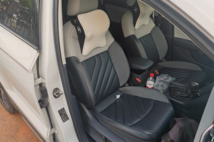 Used Volkswagen Tharu 2023 300TSI Two-Wheel-Drive Full Moon Edition Right Front Seat