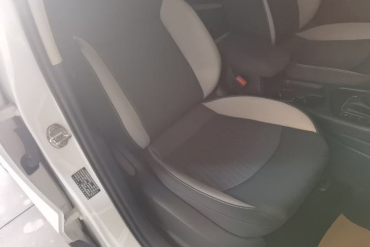 Used Volkswagen Tharu 2023 300TSI Two-Wheel-Drive Crescent Edition Right Front Seat