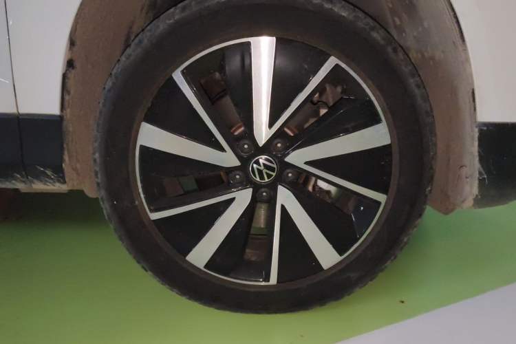 Used Volkswagen Tharu 2023 300TSI Two-Wheel-Drive Moonlight Edition Right Front Wheel Hub