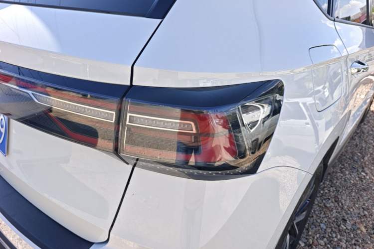 Used Volkswagen Tharu 2023 300TSI Two-Wheel-Drive Moonlight Edition Right Rear Taillight