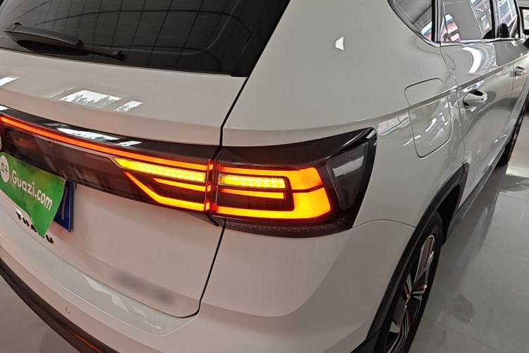 Used Volkswagen Tharu 2023 300TSI Two-Wheel-Drive Full Moon Edition Right Rear Taillight