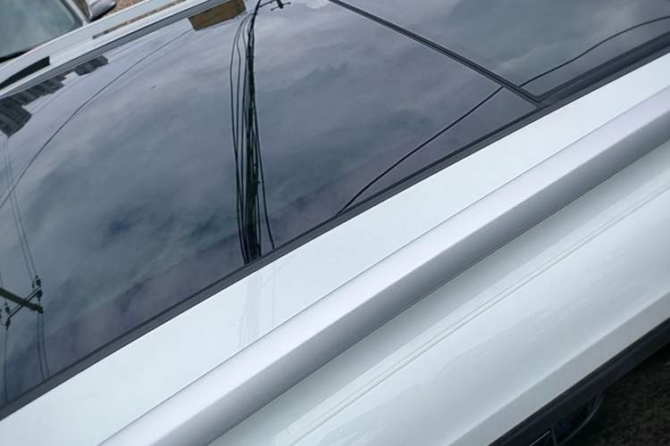 Used Volkswagen Tharu 2023 300TSI Two-Wheel-Drive Moonlight Edition Roof