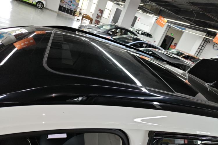 Used Volkswagen Tharu 2023 300TSI Two-Wheel-Drive Full Moon Edition Roof