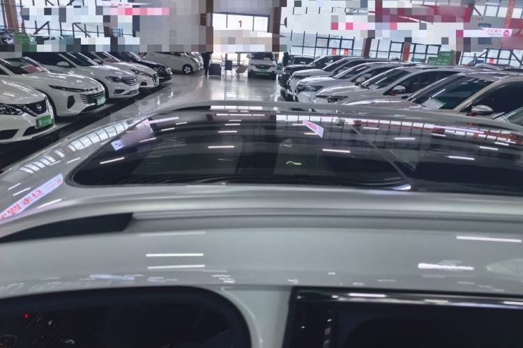 Used Volkswagen Tharu 2023 300TSI Two-Wheel-Drive Full Moon Edition Roof