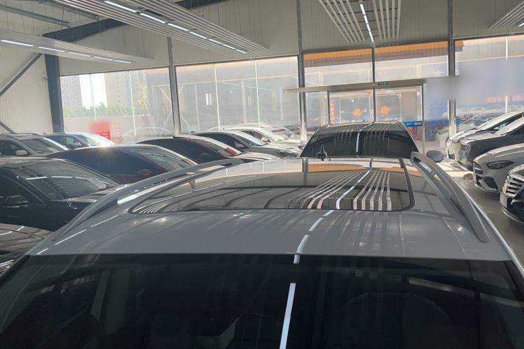 Used Volkswagen Tharu 2023 300TSI Two-Wheel-Drive Full Moon Edition Roof