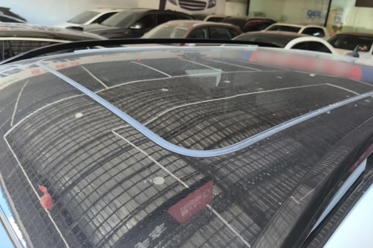 Used Volkswagen Tharu 2023 300TSI Two-Wheel-Drive Full Moon Edition Roof