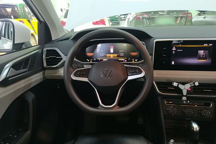 Used Volkswagen Tharu 2023 300TSI Two-Wheel-Drive Crescent Edition Steering Wheel