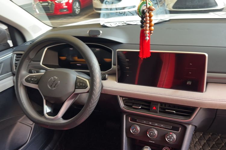 Used Volkswagen Tharu 2023 300TSI Two-Wheel-Drive Crescent Edition Steering Wheel