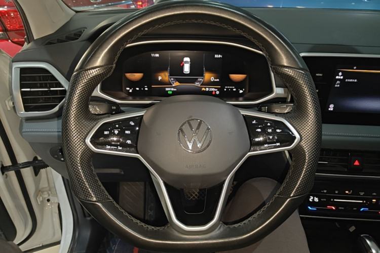 Used Volkswagen Tharu 2023 300TSI Two-Wheel-Drive Moonlight Edition Steering Wheel
