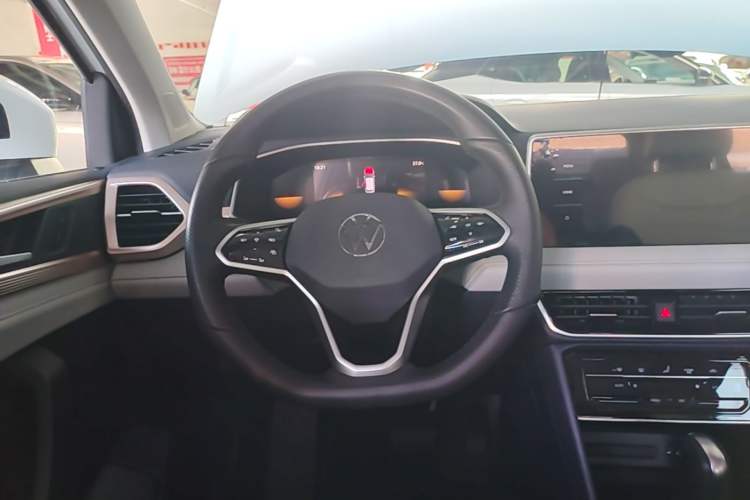 Used Volkswagen Tharu 2023 300TSI Two-Wheel-Drive Moonlight Edition Steering Wheel