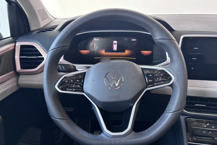 Used Volkswagen Tharu 2023 300TSI Two-Wheel-Drive Moonlight Edition Steering Wheel